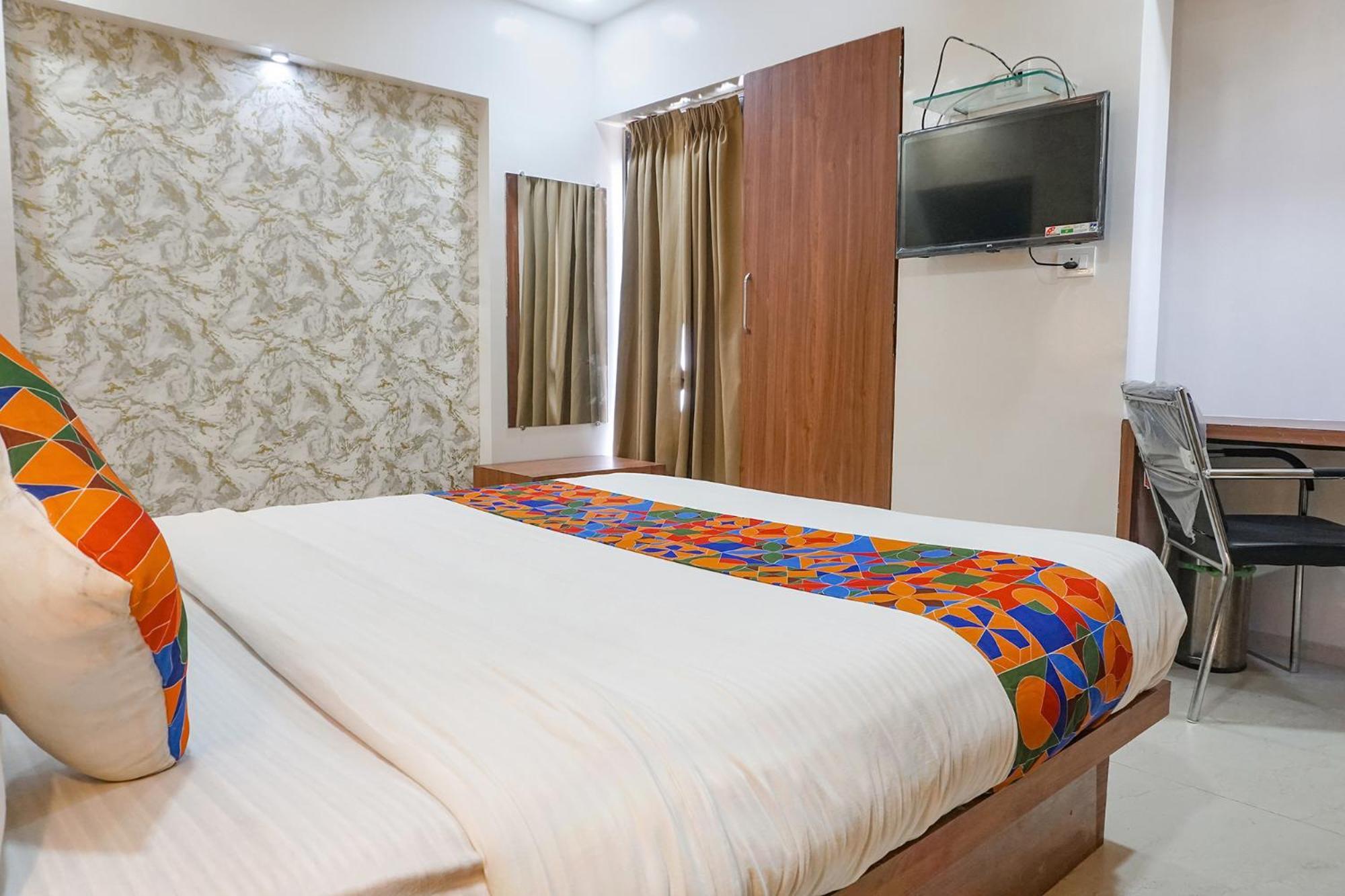 Fabhotel Emersion Residency - High Street Near Laxman Nagar, Baner Pune Extérieur photo