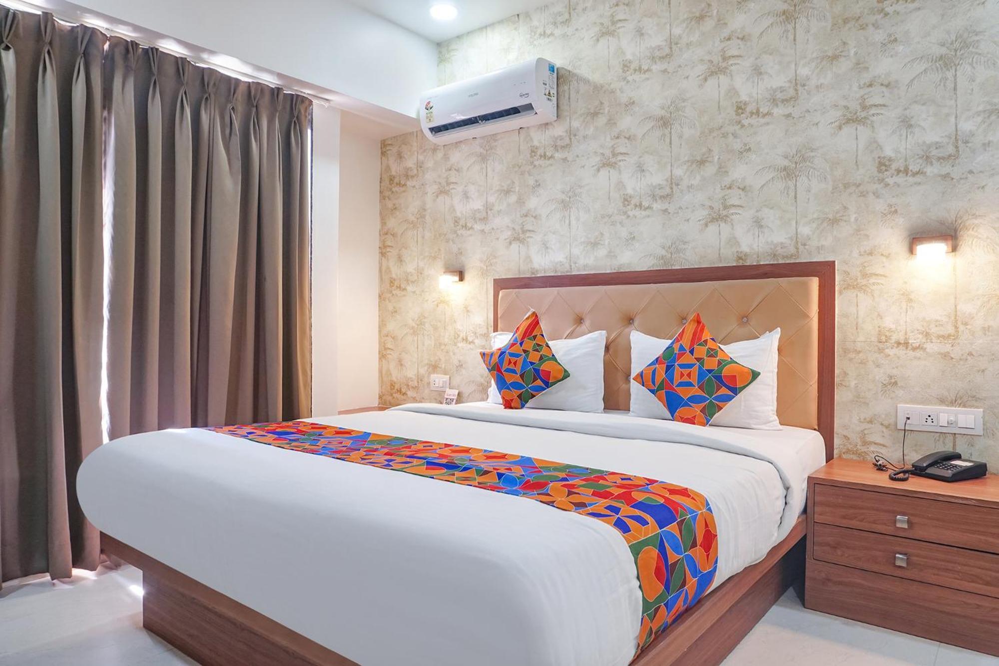 Fabhotel Emersion Residency - High Street Near Laxman Nagar, Baner Pune Extérieur photo