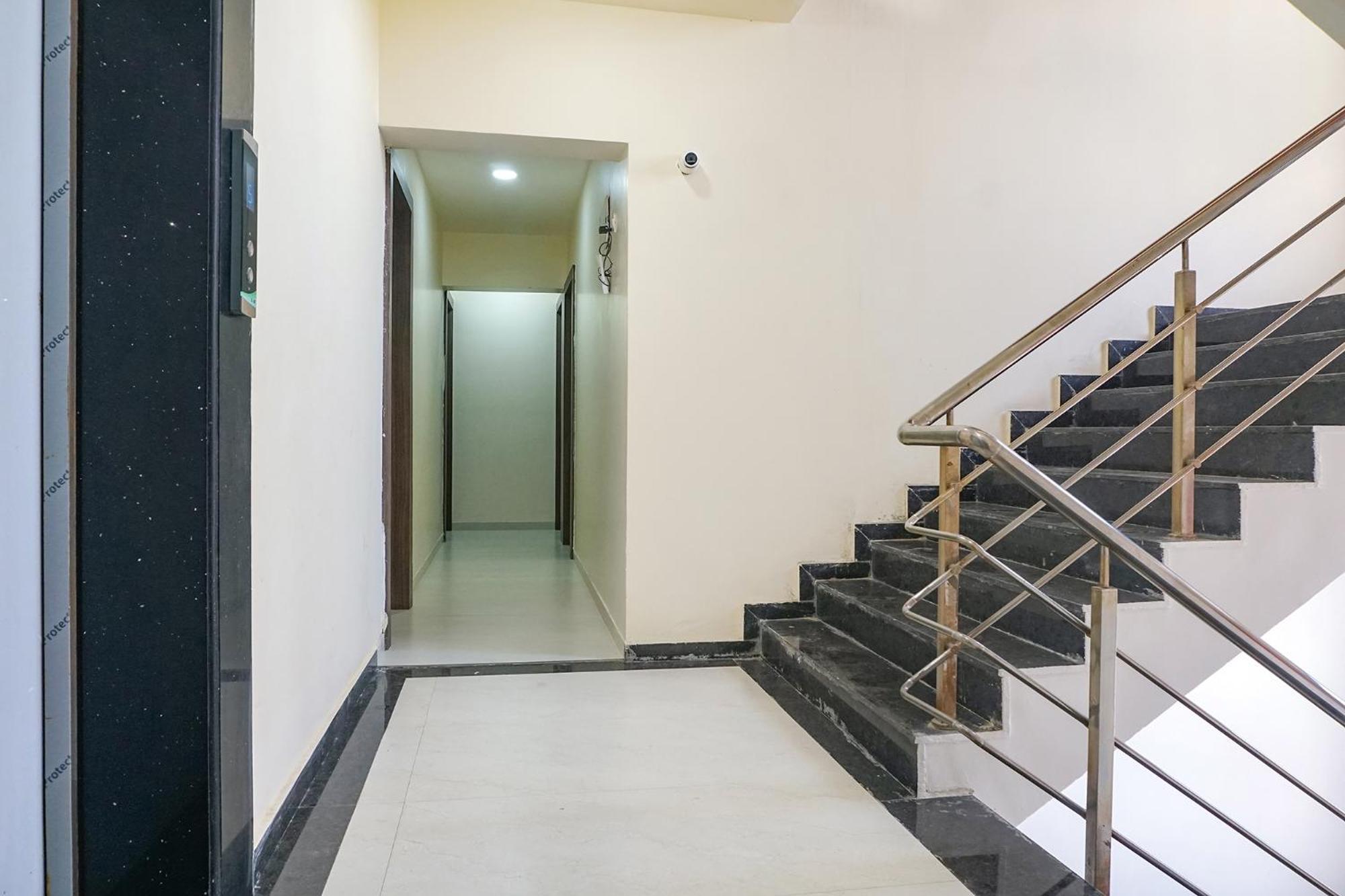 Fabhotel Emersion Residency - High Street Near Laxman Nagar, Baner Pune Extérieur photo
