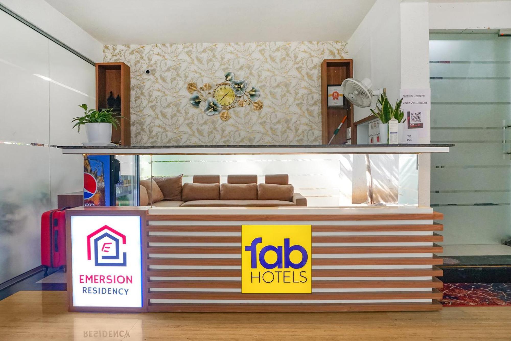 Fabhotel Emersion Residency - High Street Near Laxman Nagar, Baner Pune Extérieur photo